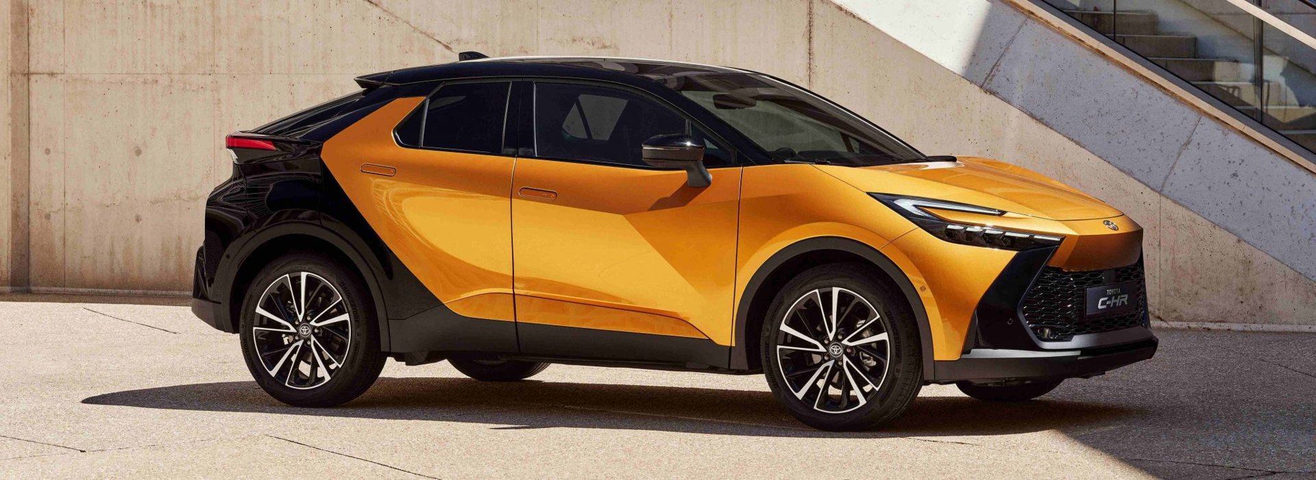 svitova_prem_iera_absoliutno_novoho_toyota_c_hr