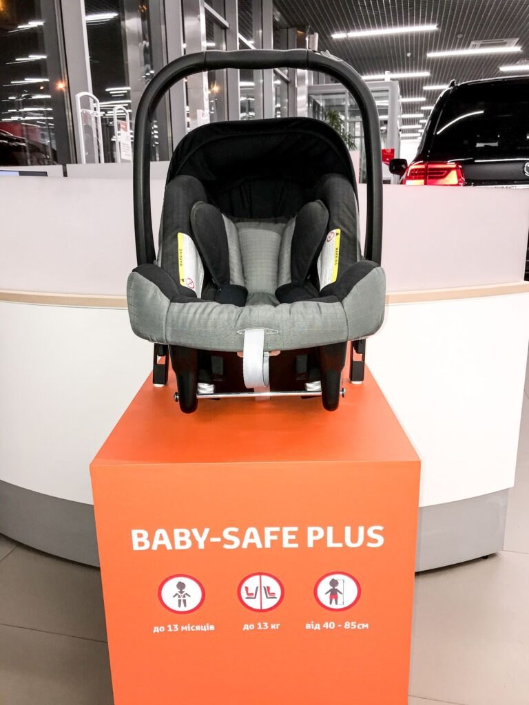 Дитяче автокрісло G0 + Baby-Safe Plus